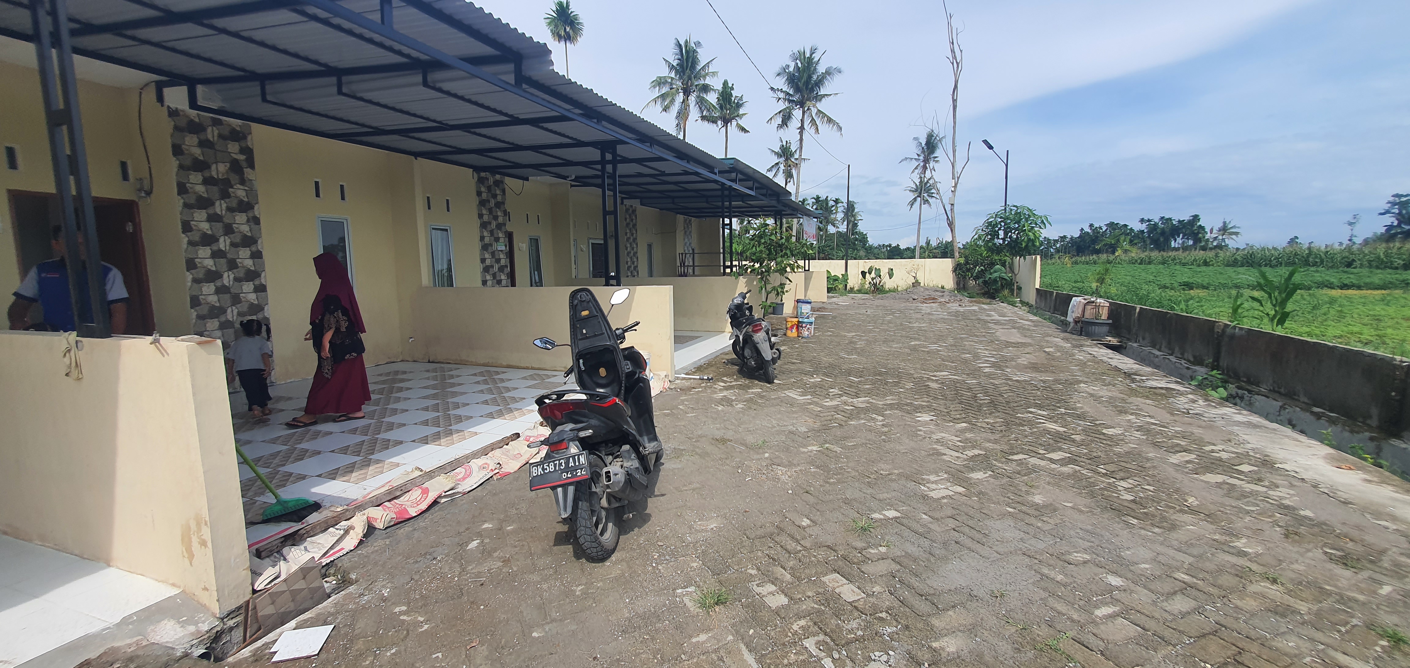 Jalan komplek GRIYA KANAYA 3
